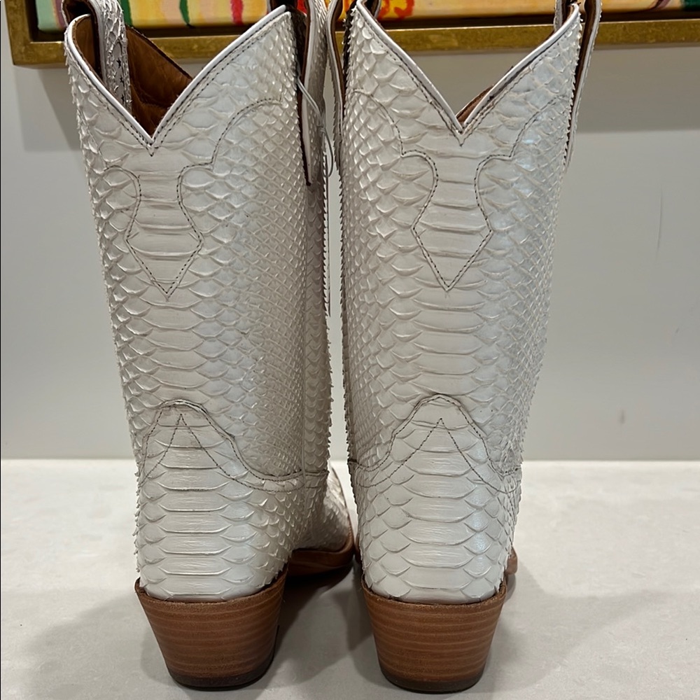 White Western Heeled Boot - Women's Stylish Cowboy Boot - Picture 5 of 15